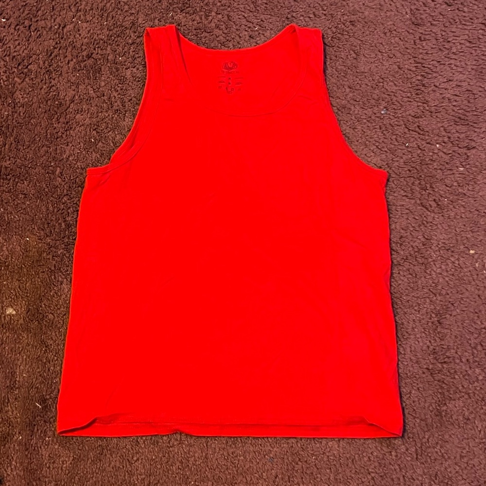 Mens tank top NEW Size M